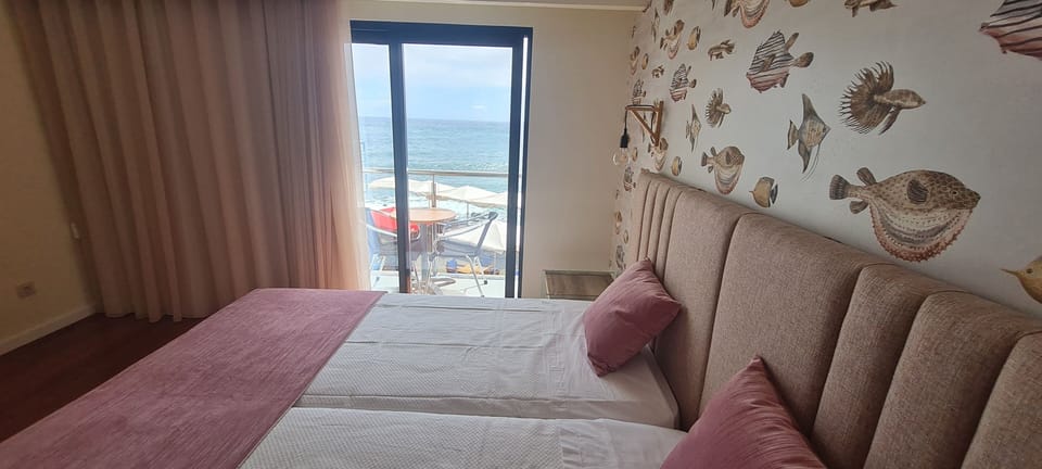 Superior Double or Twin Room, Balcony, Sea View | WiFi (free)