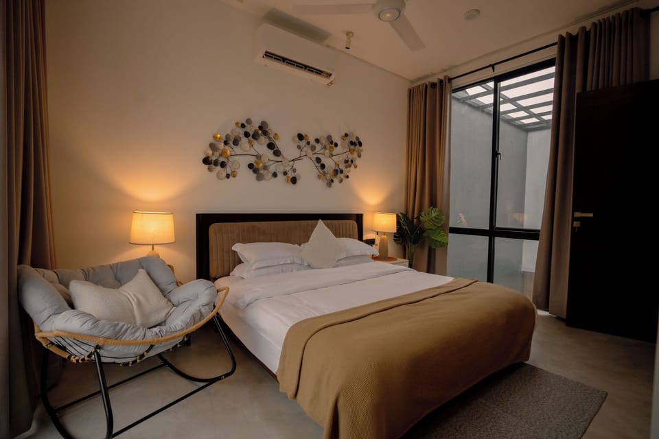Luxury Double Room, Garden View | Blackout drapes, soundproofing, iron/ironing board, free WiFi