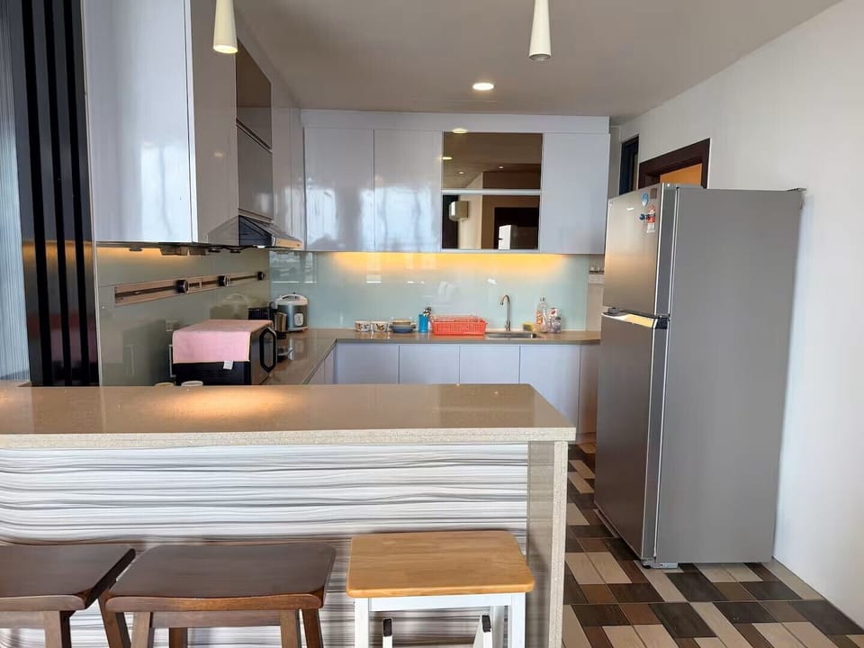 Apartment, 2 Bedrooms, City View | Private kitchen | Fridge, stovetop, cookware/dishes/utensils, dining tables