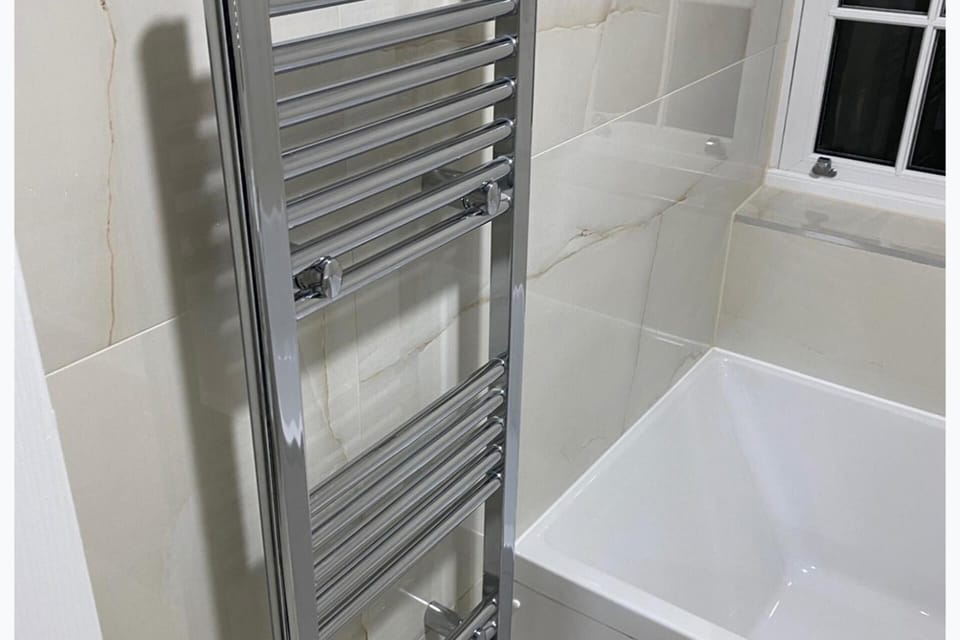 Shower, towels