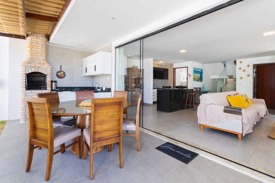 Comfort Apartment | Dining