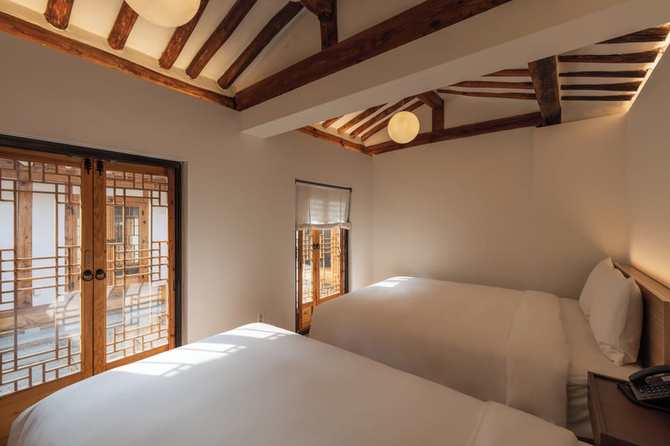 Traditional House, Courtyard View | In-room safe, blackout drapes, soundproofing, iron/ironing board