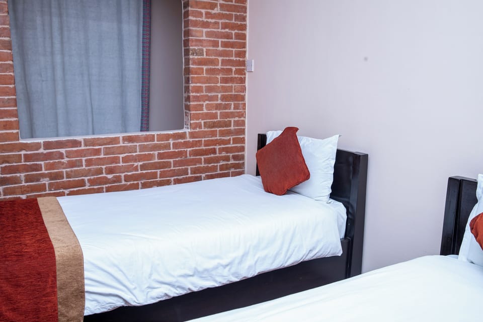 Deluxe Room | Desk, laptop workspace, free WiFi