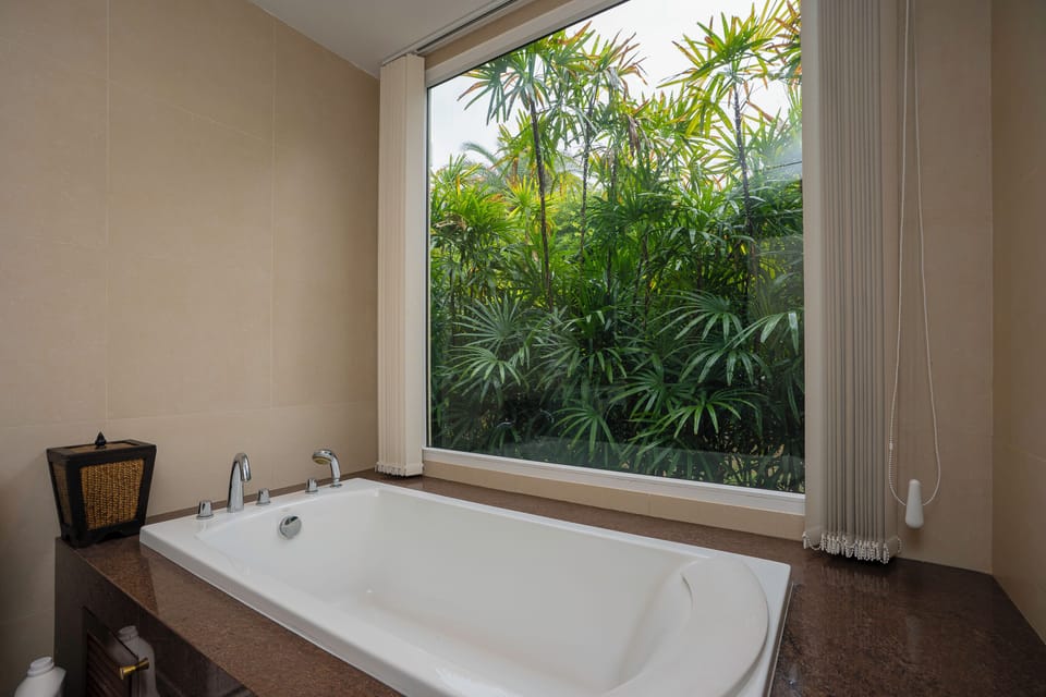 KUMO 2BR Ocean View Pool - Rooftop Villa in Nong Kae