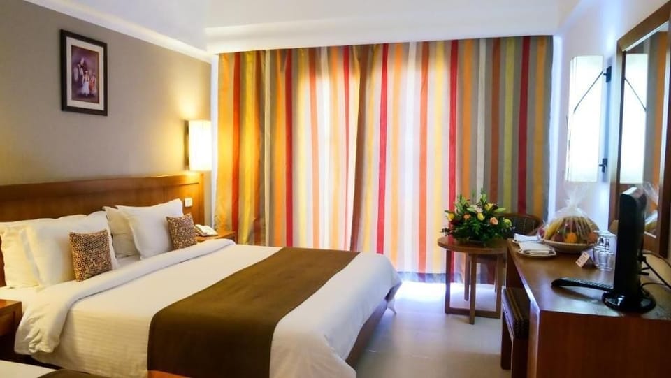 Classic Double Room, Garden View | WiFi (free)