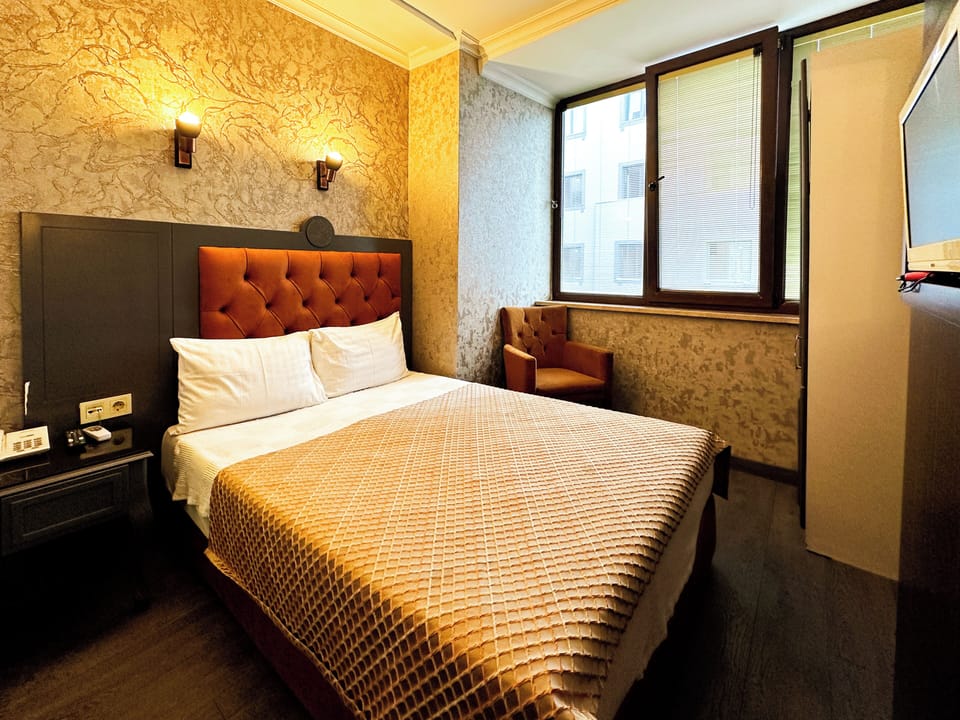 Basic Double Room, City View | WiFi (free)