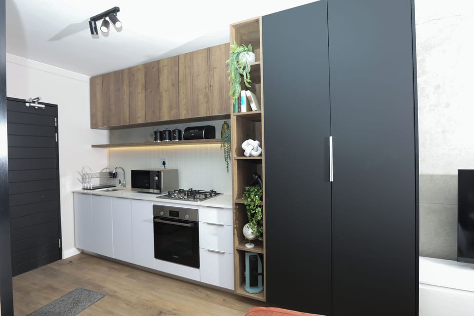 Standard Apartment, Patio | Private kitchen | Full-size fridge, microwave, oven, stovetop