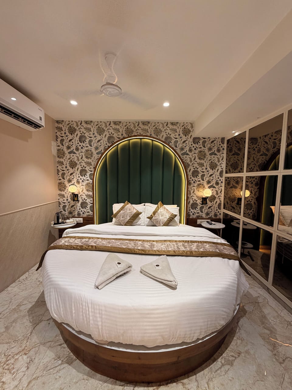 Premium Double Room | WiFi (free), bed sheets