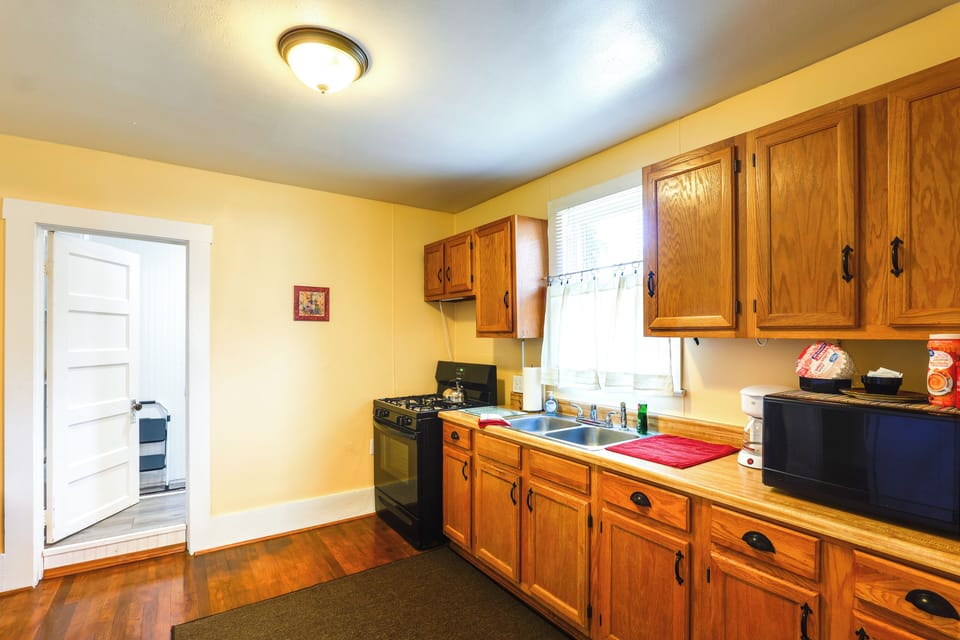 House (2 Bedrooms) | Interior