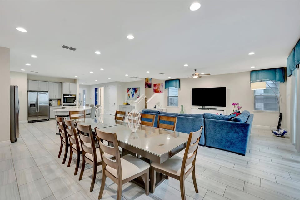 House | 11 bedrooms, high-speed internet
