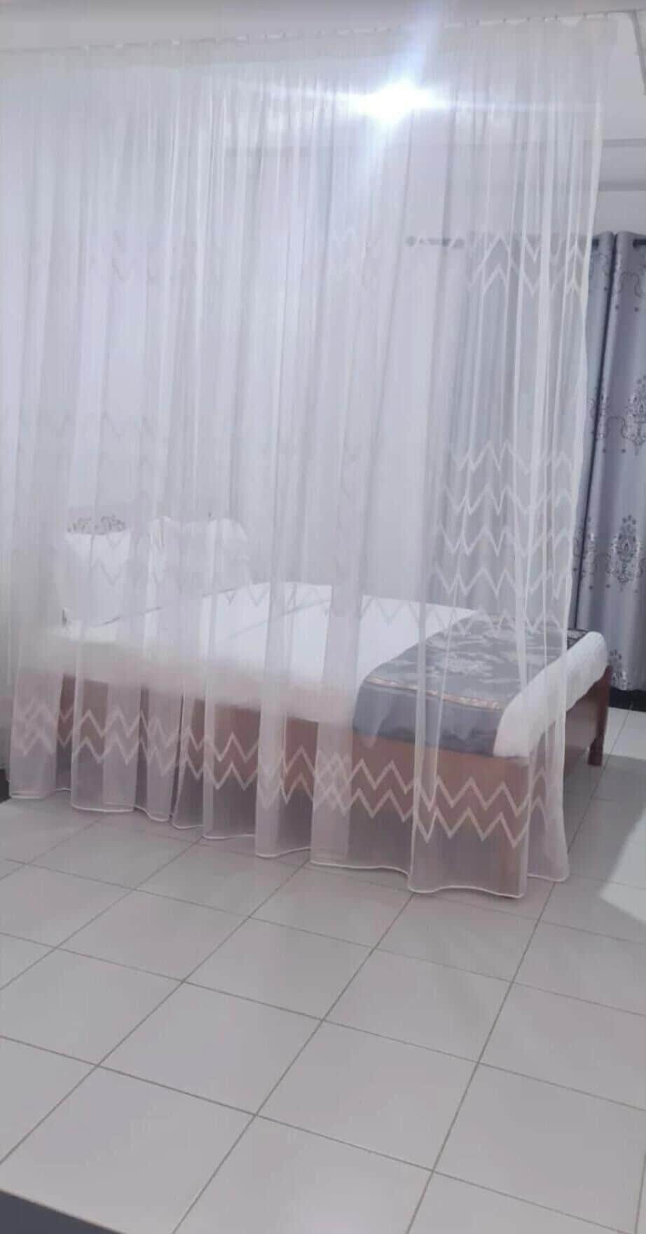 Deluxe Double or Twin Room, Garden View | Blackout drapes, soundproofing, iron/ironing board, WiFi (free)