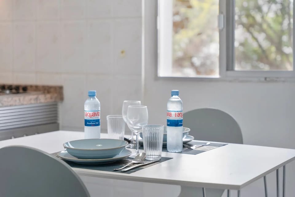 Apartment, 1 Bedroom, Ocean View | Dining