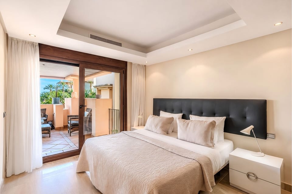 Apartment (2 Bedrooms) | 2 bedrooms, cribs/infant beds, free WiFi, bed sheets