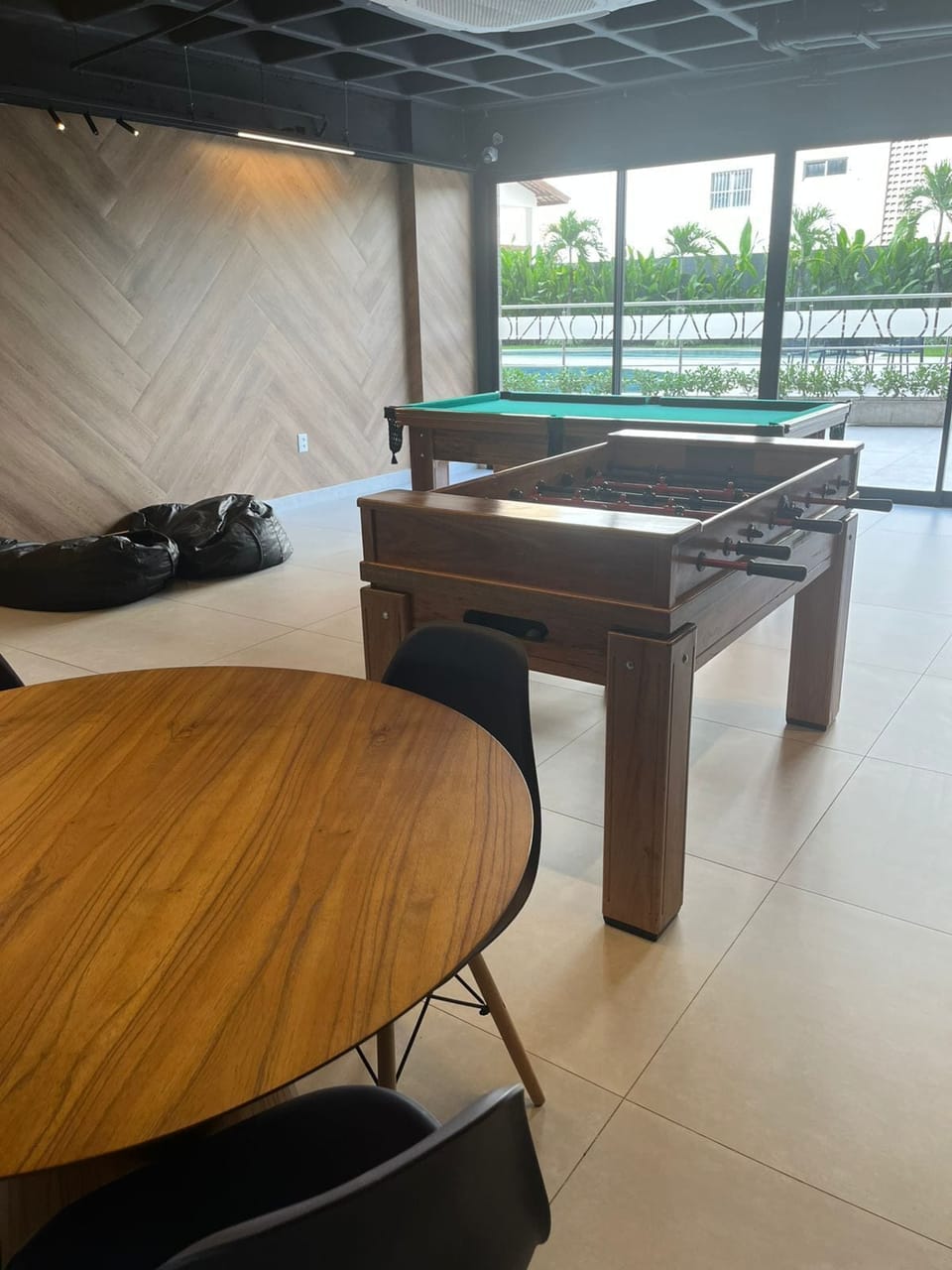 Comfort Triple Room, Ocean View | Game room