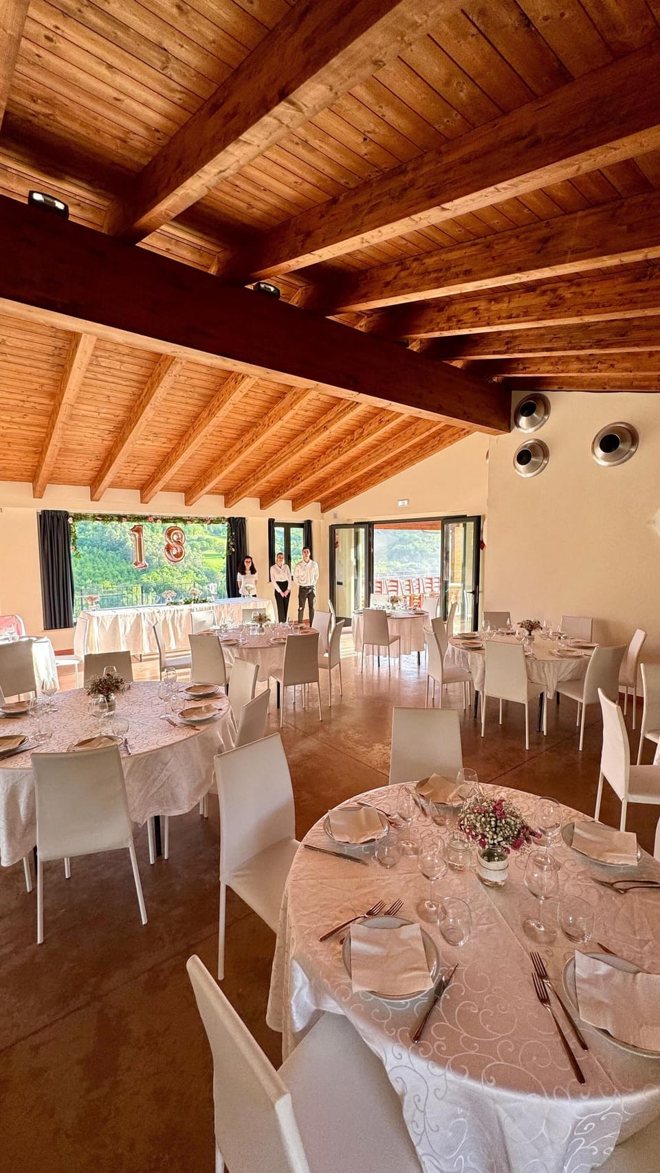 Banquet hall