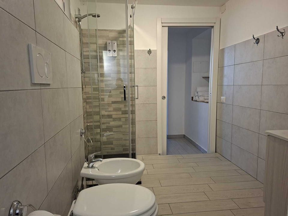 Apartment, Balcony, Partial Ocean View | Bathroom