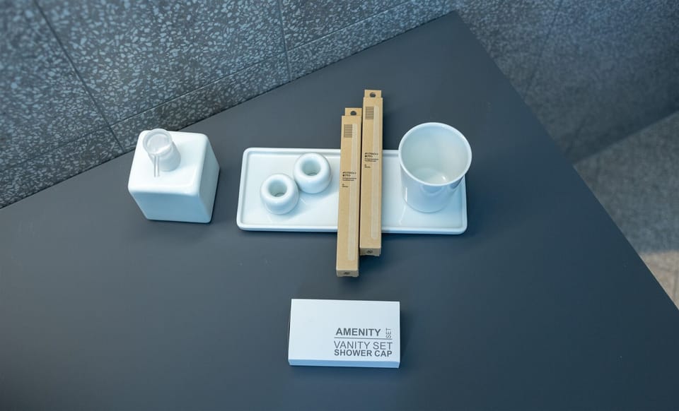 Superior Room | Bathroom | Shower, hair dryer, bidet, towels