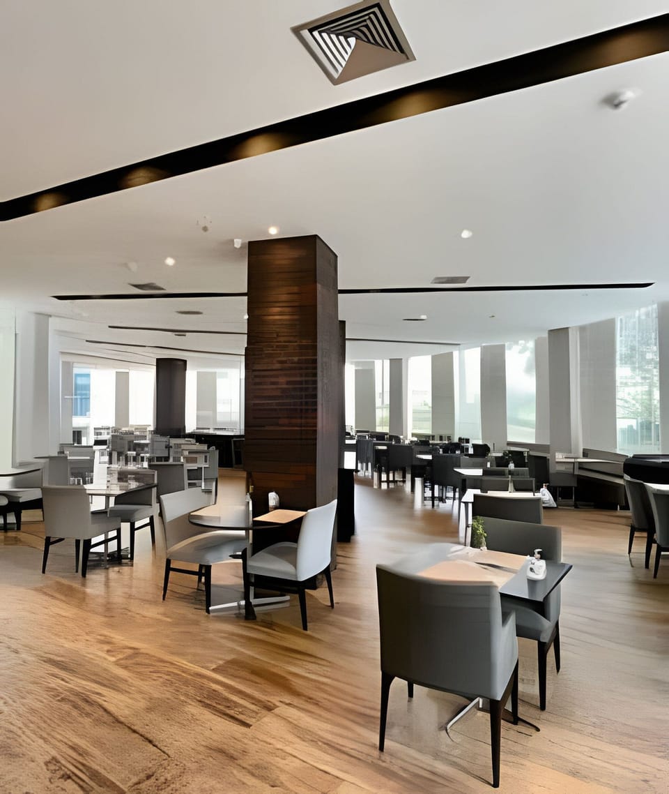 Basic Apartment | Dining