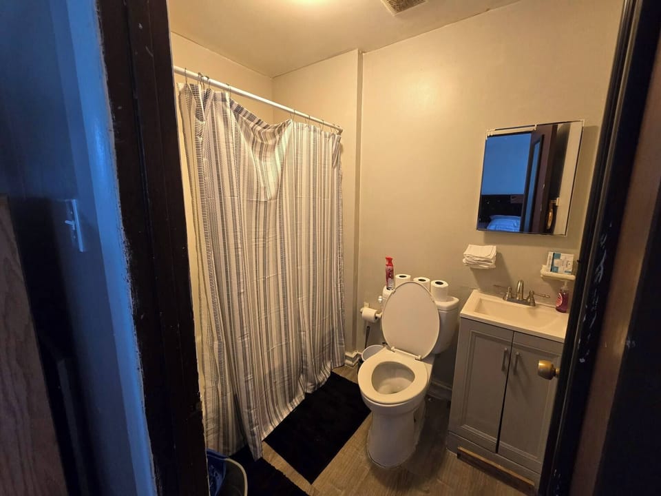 Studio, 1 Bedroom, Smoking | Bathroom