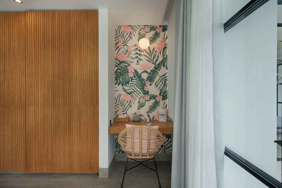 Luxury Villa | In-room safe, desk, laptop workspace, iron/ironing board (on request)