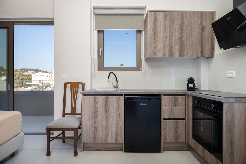 Junior Suite with Roof Garden and Sea View | Mini-refrigerator