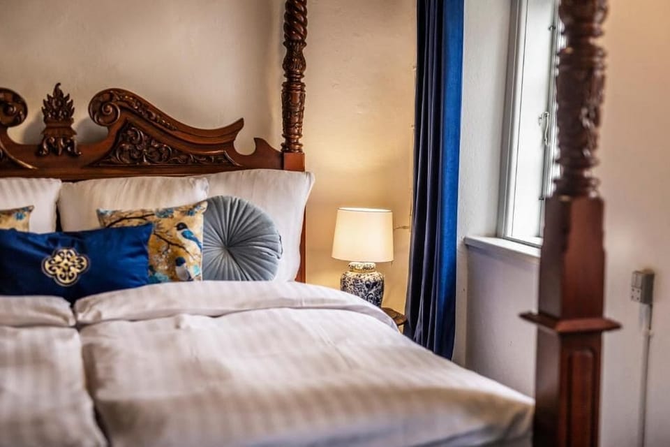 Eastwing suite | Desk, free WiFi