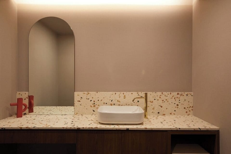 Family Suite | Bathroom | Hair dryer, bathrobes, towels, soap