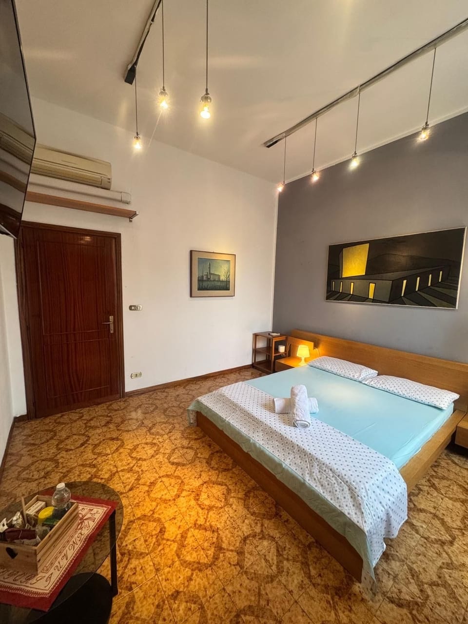 Double Room, 1 Queen Bed, Non Smoking | WiFi (free)
