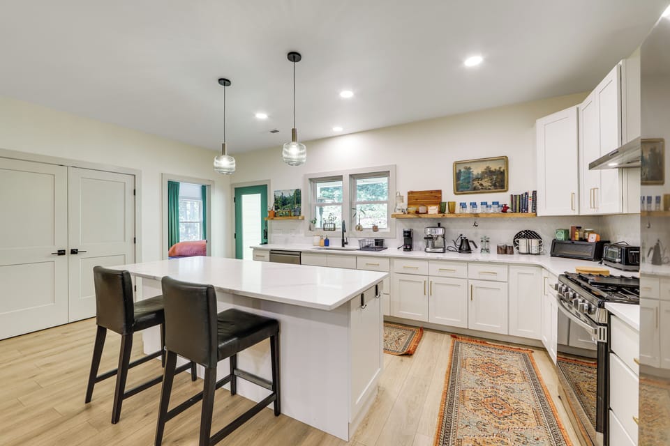 House (2 Bedrooms) | Interior
