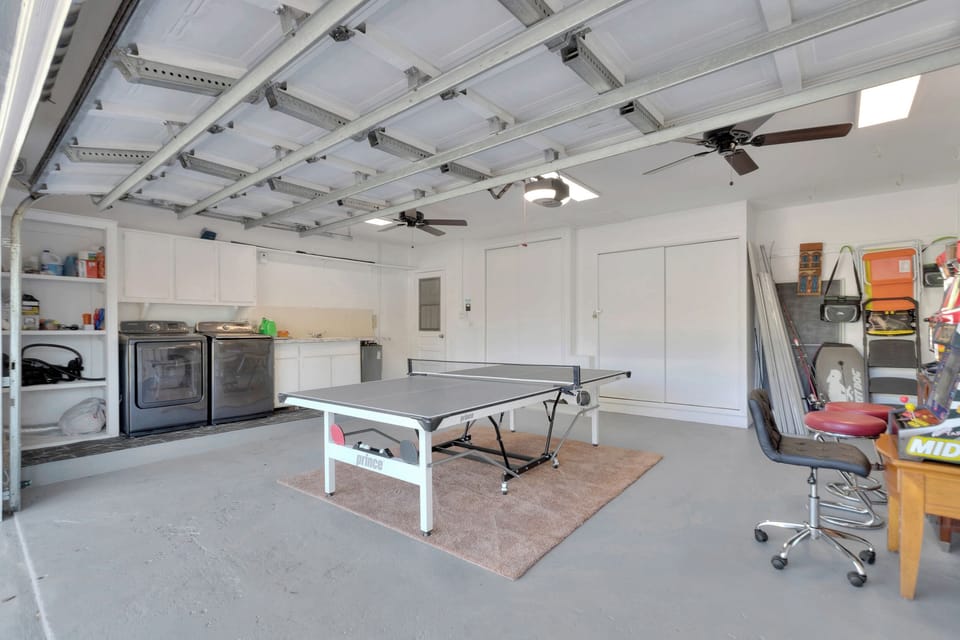 House, 3 Bedrooms, Patio, Lake View | Game room