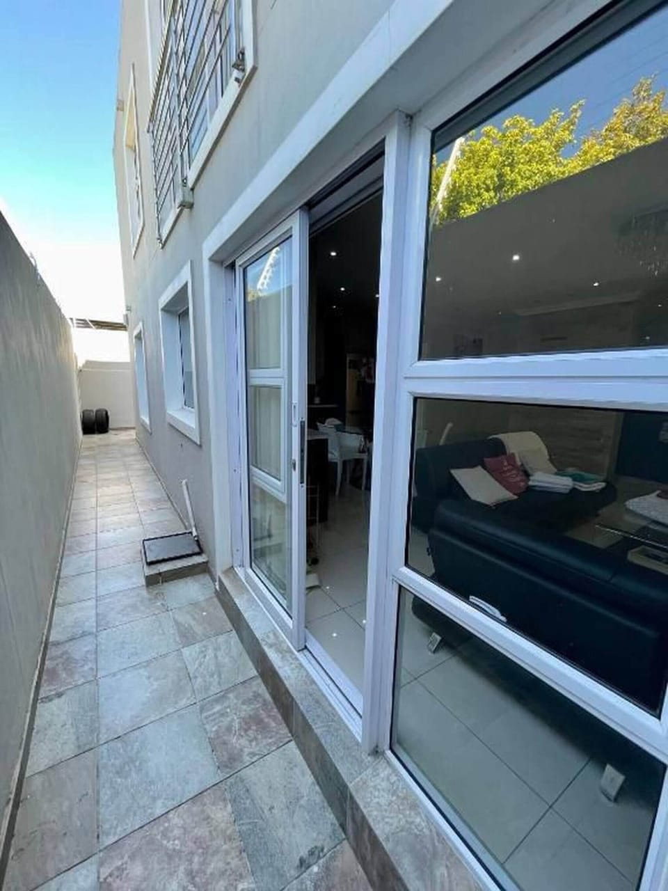 House, 4 Bedrooms | Exterior detail