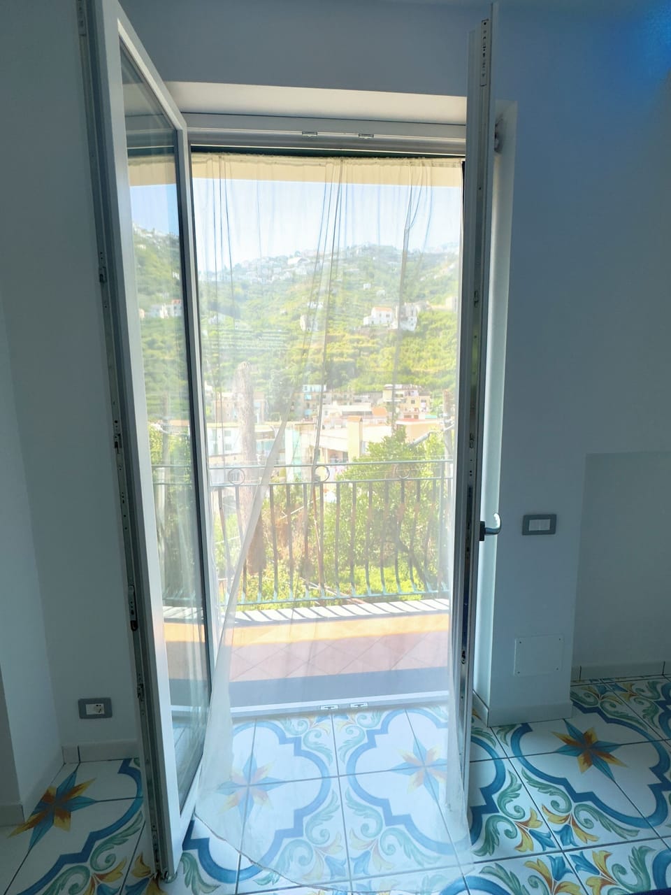 Comfort Apartment, Balcony, Bay View | Premium bedding, down comforters, laptop workspace, blackout drapes