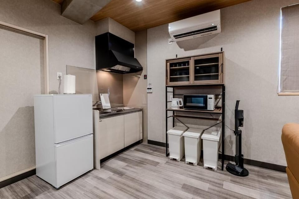 Condo | Private kitchen | Fridge, microwave, stovetop, cookware/dishes/utensils