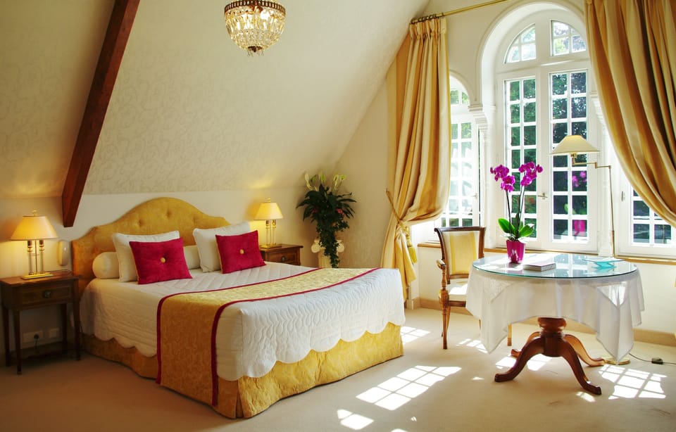 Luxury Double Room | In-room safe, individually decorated, soundproofing, free WiFi