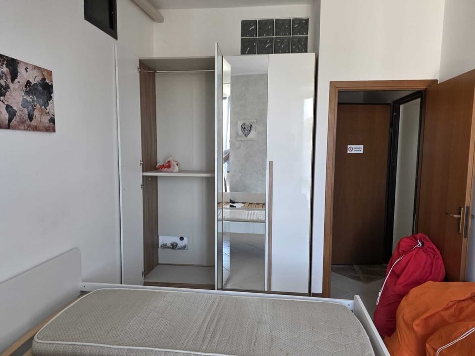Classic Townhome, 1 Twin Bed, Balcony | WiFi (free)