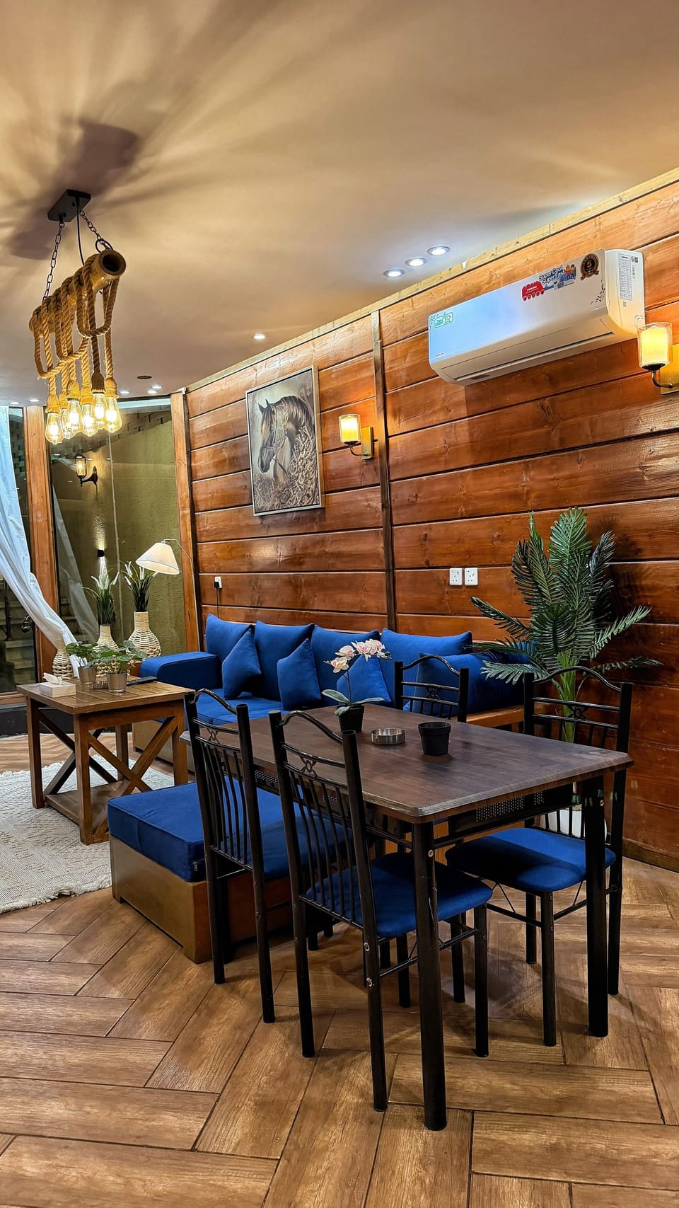 Deluxe Double or Twin Room | Dining