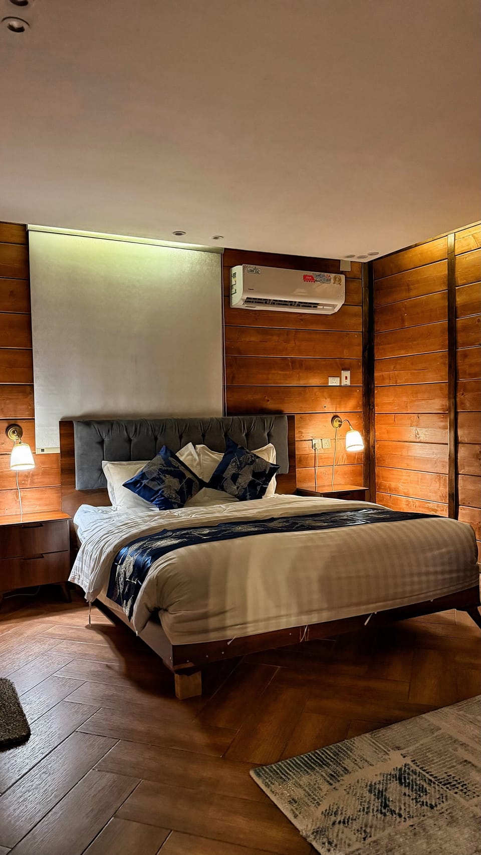 Luxury Suite, Executive Level | Soundproofing, WiFi (free)