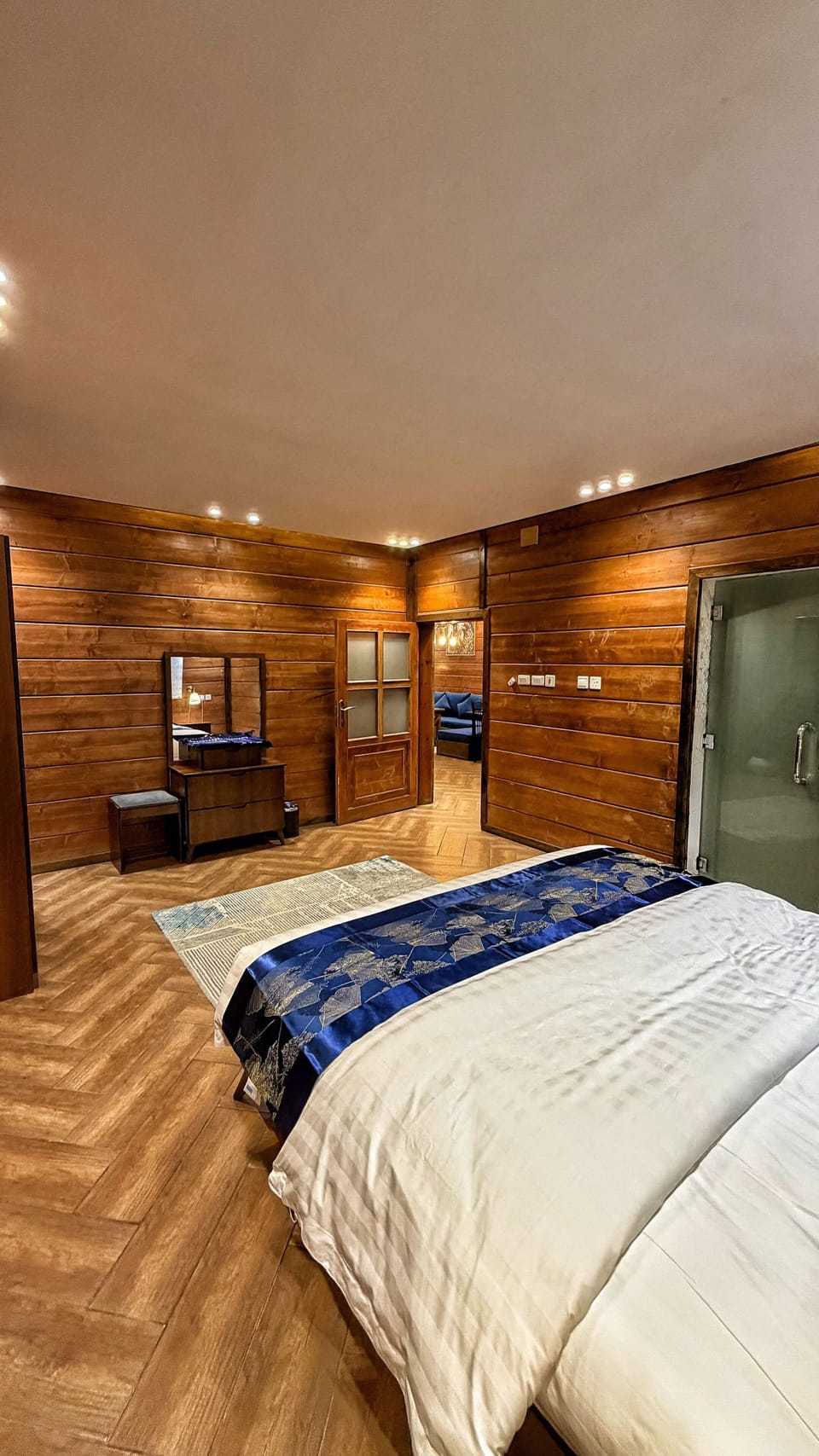 Luxury Suite, Executive Level | Soundproofing, WiFi (free)