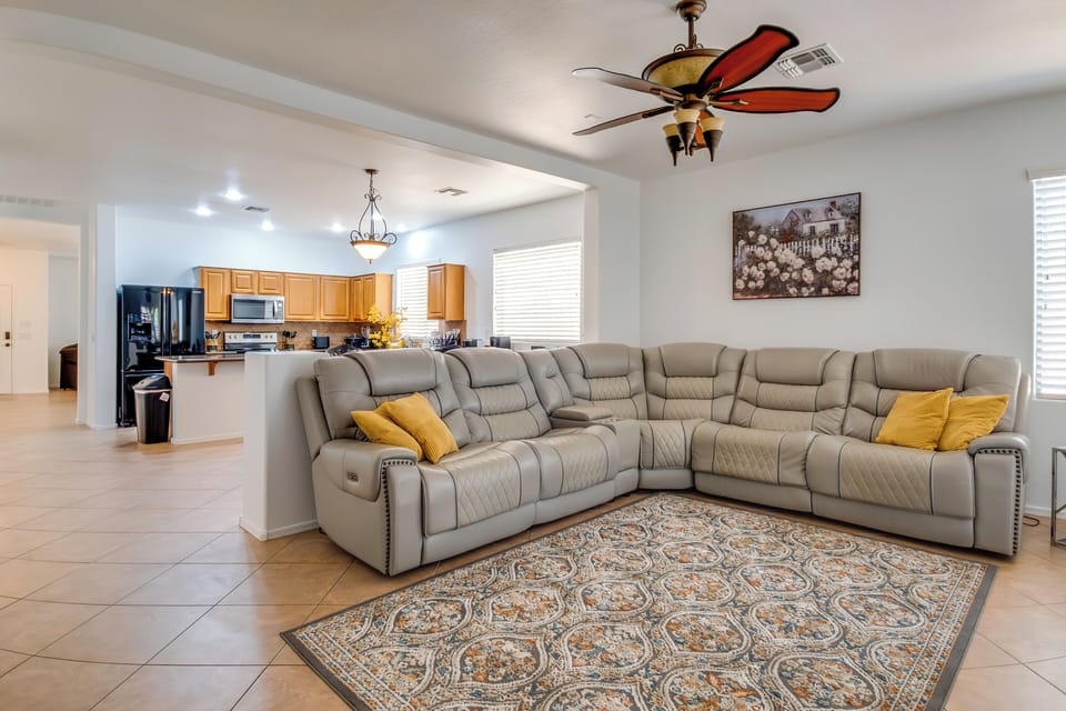 House (3 Bedrooms) | Interior