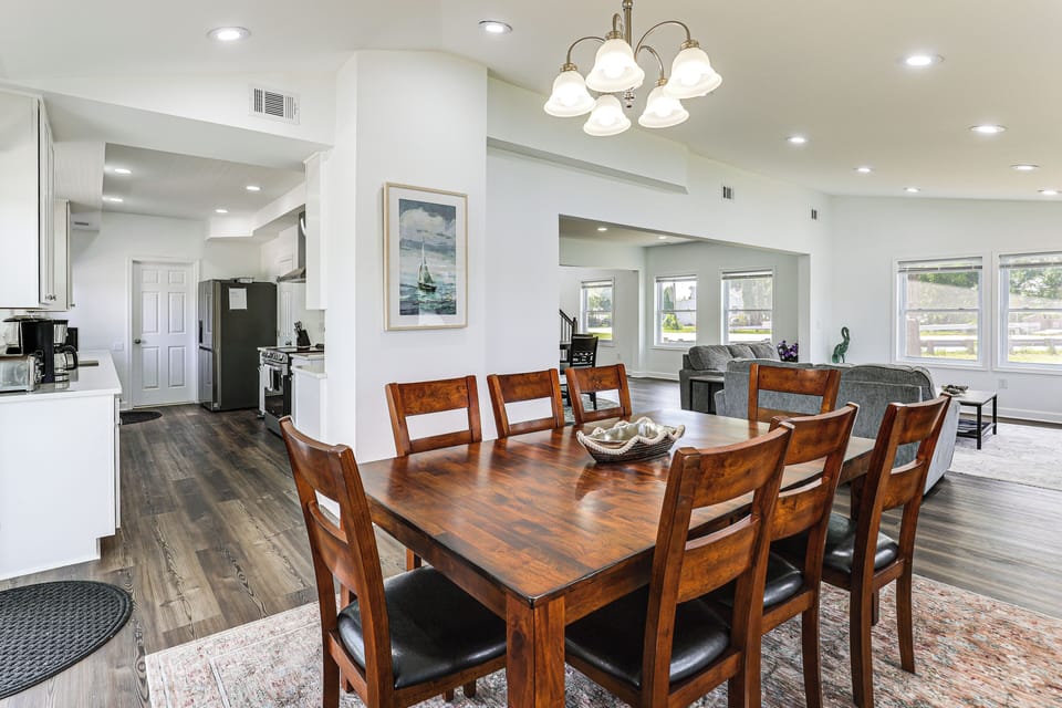 House (4 Bedrooms) | Interior