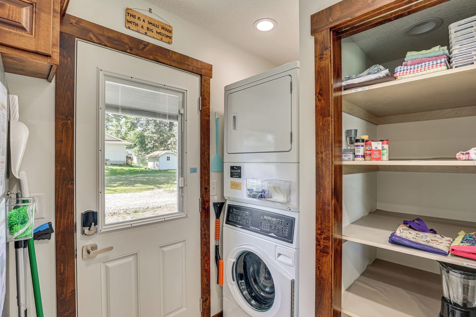 Hamilton Charm Place, 4 Bdrm, 2 Bath, Step-free Cottage in Missouri