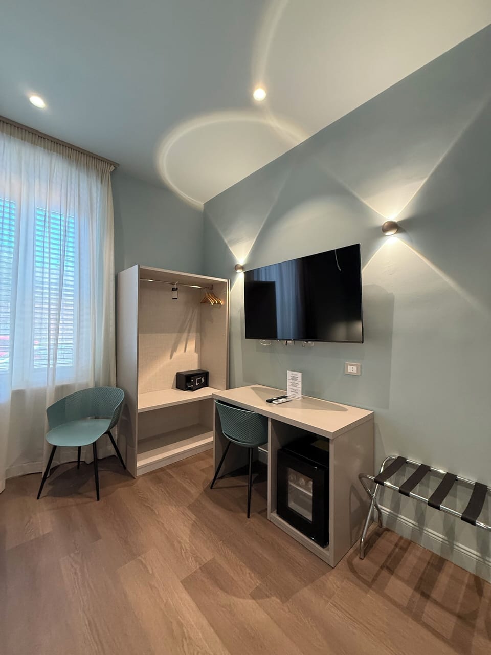 Classic Room | In-room safe, soundproofing, WiFi (free)