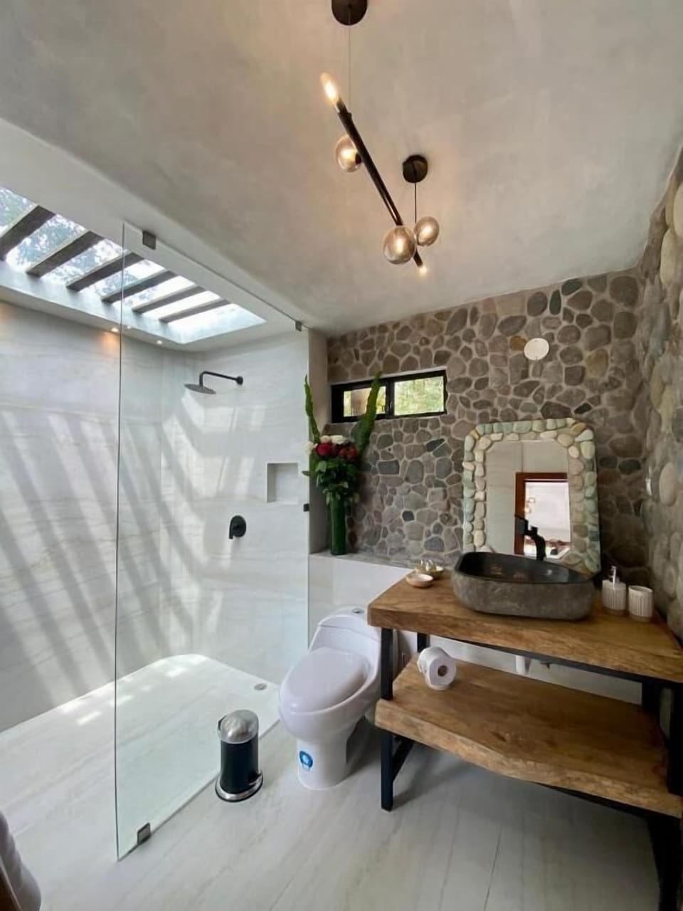Deluxe Tent, Mountain View | Bathroom | Shower, eco-friendly toiletries, bathrobes, towels