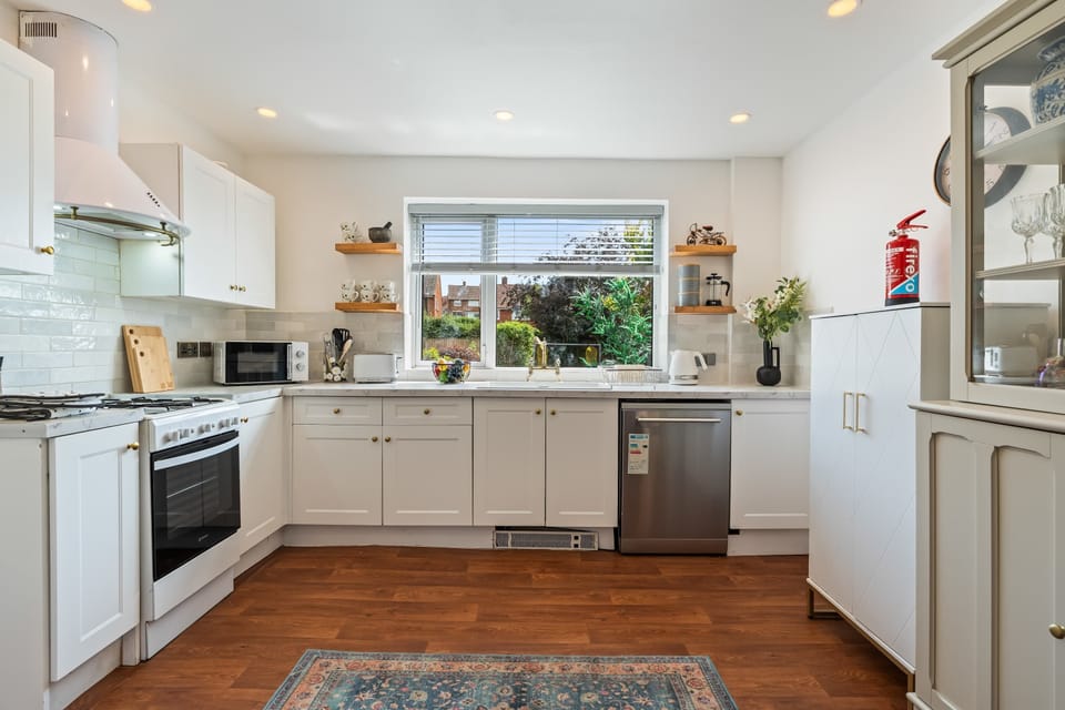House | 3 bedrooms, high-speed internet