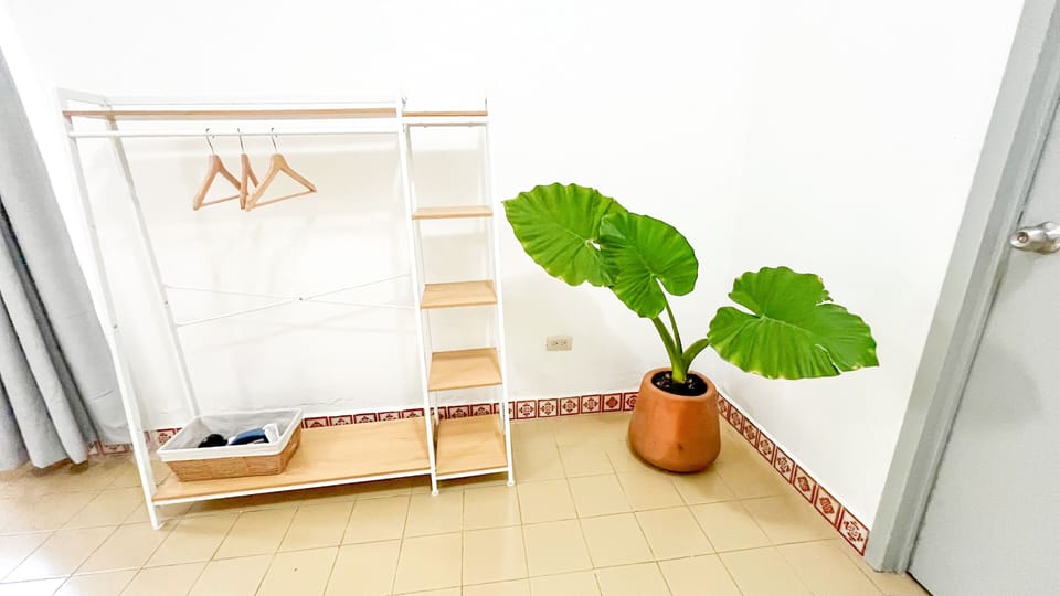 Classic Quadruple Room | Interior