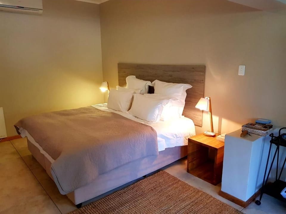Premium bedding, individually decorated, individually furnished, desk
