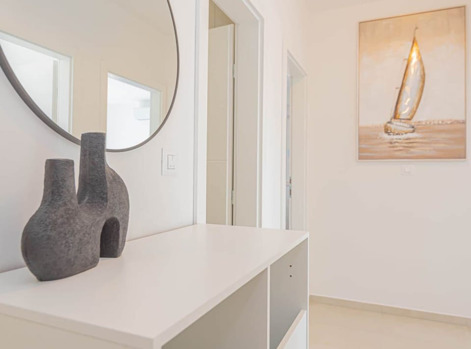Villa (Three Bedroom Villa with Outdoor Swim) | Interior
