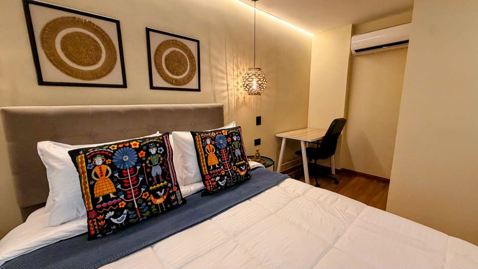 Superior Room, 1 Queen Bed | Premium bedding, WiFi (free), bed sheets