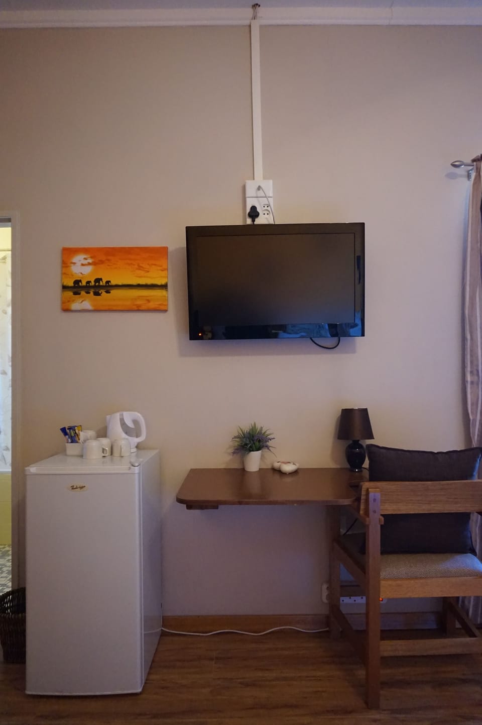Family Room | Mini-refrigerator