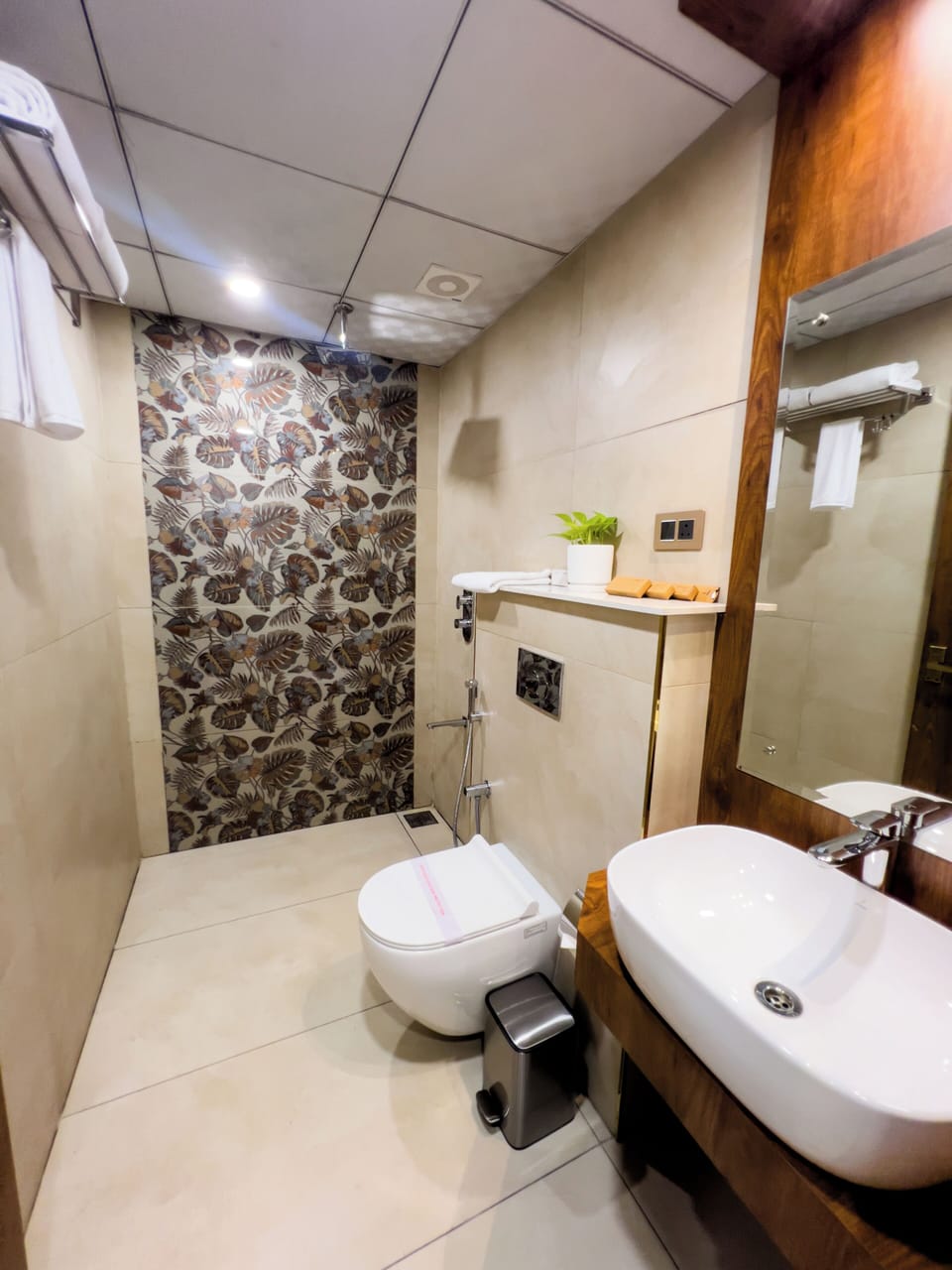 Raphilhin The Business Hotel Hotel in Kerala